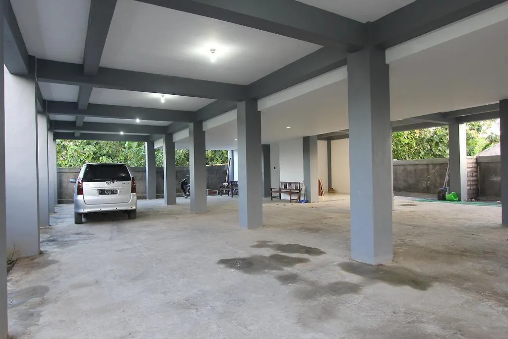 Pondok Nadi Putra Ungasan 3*,